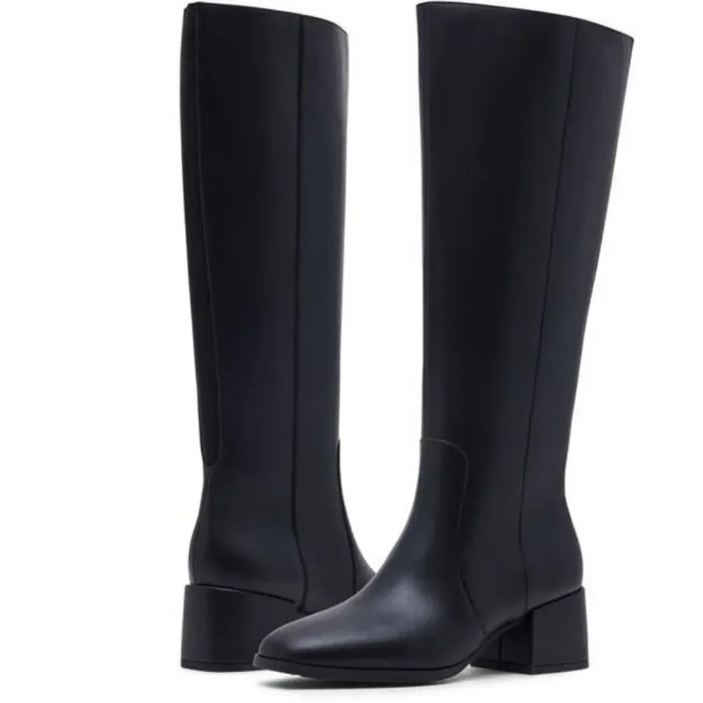 Blondo felicity brown suede knee high waterproof boot Size 7